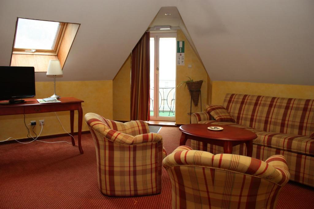 Hotel La Ferronniere Bouillon Camera foto